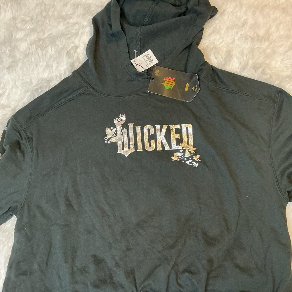 Universal City Studios Wicked Women’s Small Black Hoodie New With Tags